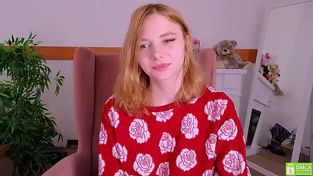 Snapshot of MirraBellanta chatting on 10/30/25, 10:54 MirraBellanta online show from 10/30/25, 10:54