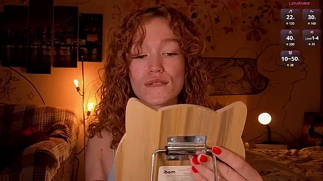 such juicee online show from 09/30/25, 03:06