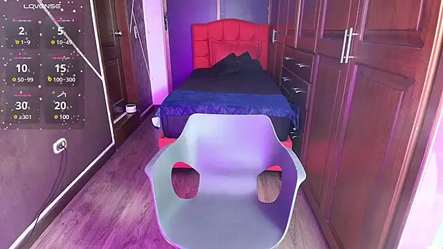 NatashaMason  online show from 12/30/24, 03:13
