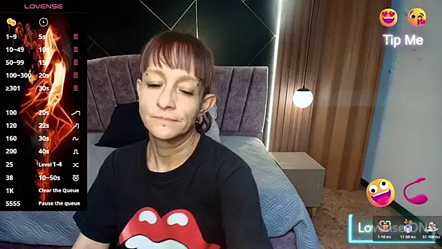 NatashaMason  online show from 06/10/26, 07:35