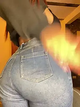 Anny arango  online show from 10/07/25, 04:53