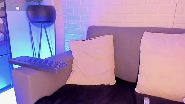 karina gomez 18 online show from 01/16/25, 05:53