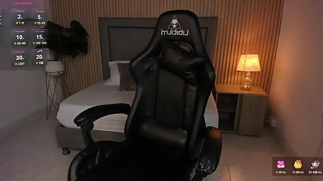 lindaa natashaa online show from 02/08/25, 02:15