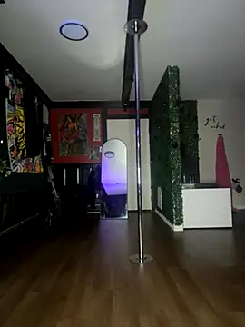 Luluof online show from 10/02/25, 09:38