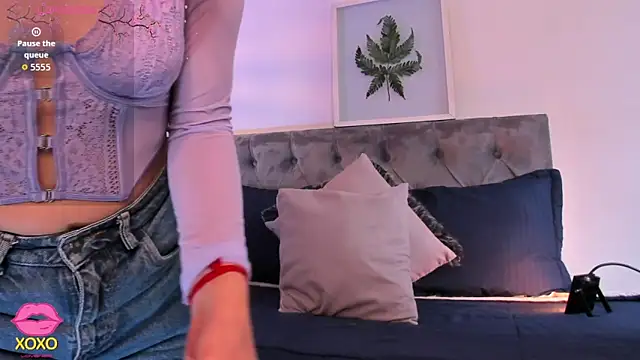 Nami sunny online show from 11/05/25, 06:52