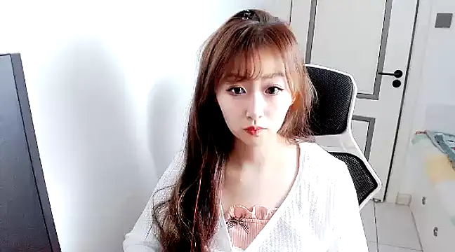 zhenzhen999 online show from 12/27/24, 11:39
