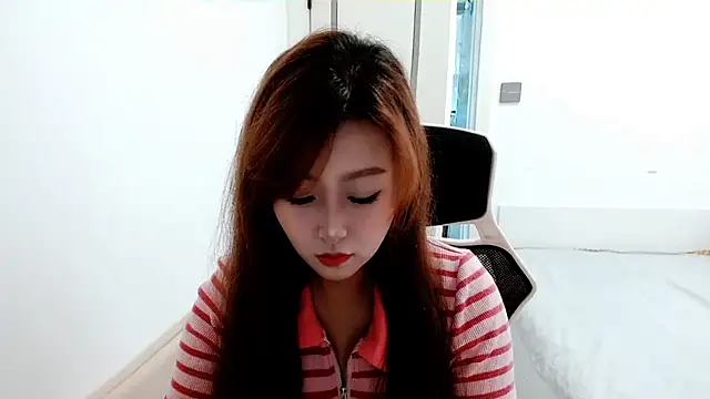 zhenzhen999 online show from 09/12/25, 05:29
