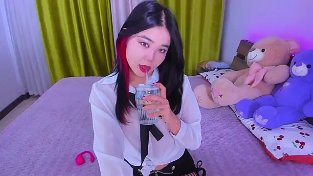 Dollyaa online show from 10/04/25, 12:36