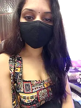 Snapshot of Sexy-ashi chatting on 11/08/25, 05:18 Sexy-ashi online show from 11/08/25, 05:18