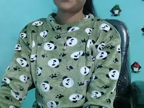 Yashi online show from 01/25/25, 12:38
