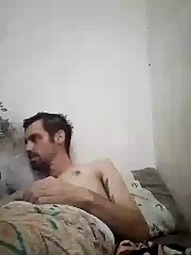 Snapshot of gatinhoznspp chatting on 12/16/25, 11:37 gatinhoznspp online show from 12/16/25, 11:37