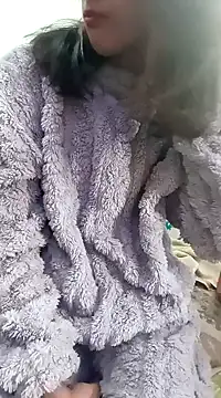 zoya khan25 online show from 01/15/25, 06:43