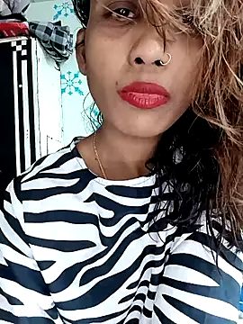 zoya khan25 online show from 03/01/25, 06:46