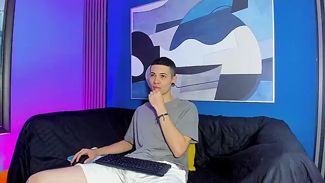 Snapshot of Jefer_rick_ chatting on 10/01/25, 12:44 Jefer rick  online show from 10/01/25, 12:44