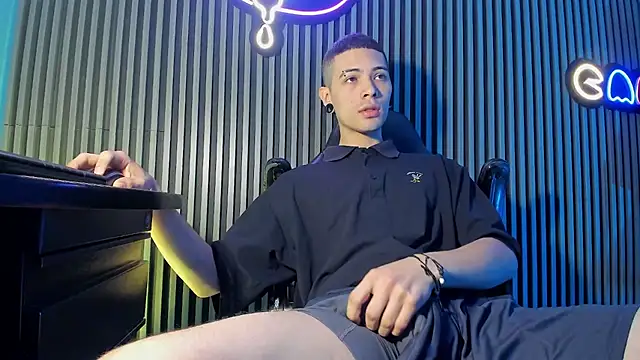 Snapshot of Jefer_rick_ chatting on 10/13/25, 01:00 Jefer rick  online show from 10/13/25, 01:00