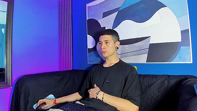 Snapshot of Jefer_rick_ chatting on 10/20/25, 12:49 Jefer rick  online show from 10/20/25, 12:49