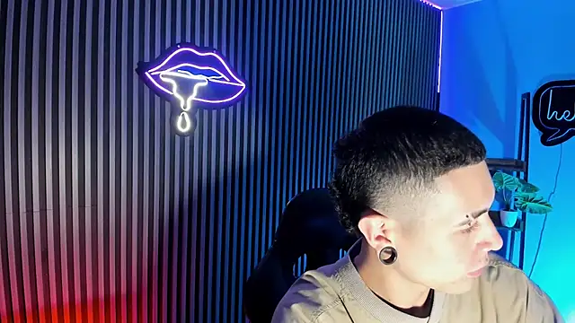 Snapshot of Jefer_rick_ chatting on 11/23/25, 12:38 Jefer rick online show from 11/23/25, 12:38