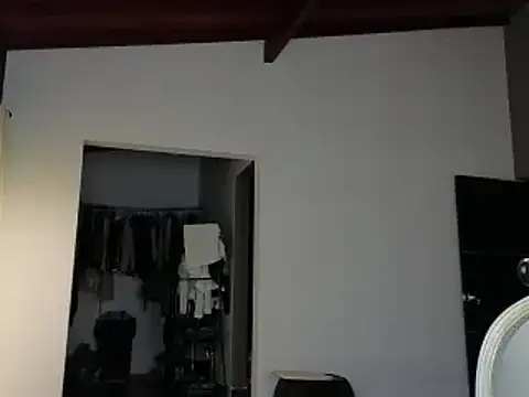 Snapshot of greyslopez chatting on 03/19/25, 02:59 greyslopez online show from 03/19/25, 02:59