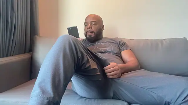 Snapshot of Bbcfun44 chatting on 09/22/25, 07:21 Bbcfun44 online show from 09/22/25, 07:21