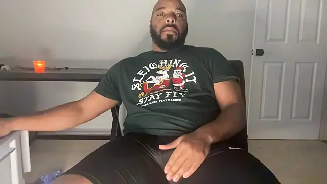 Snapshot of Bbcfun44 chatting on 10/25/25, 10:26 Bbcfun44 online show from 10/25/25, 10:26