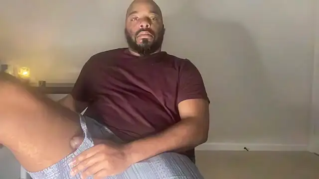 Snapshot of Bbcfun44 chatting on 11/11/25, 10:37 Bbcfun44 online show from 11/11/25, 10:37