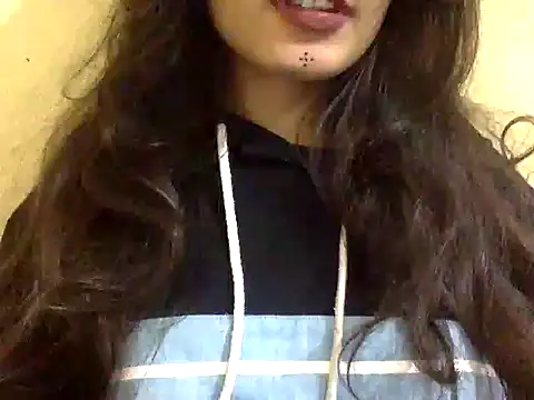 krati74 online show from 02/12/25, 07:24
