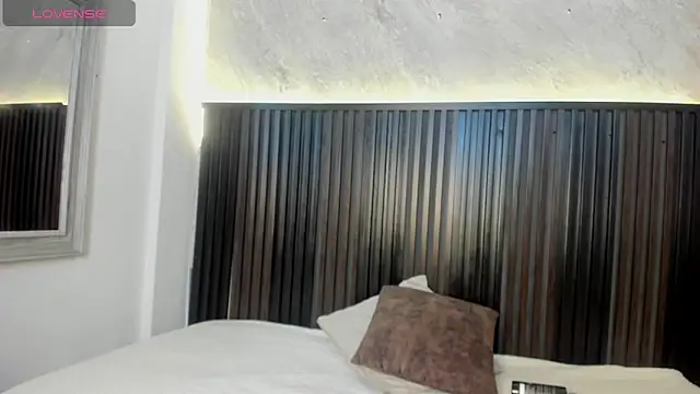 kyber  online show from 12/21/25, 12:45