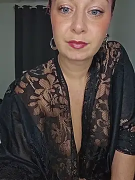 Snapshot of Chaudesquirt chatting on 11/09/25, 01:20 Chaudesquirt online show from 11/09/25, 01:20