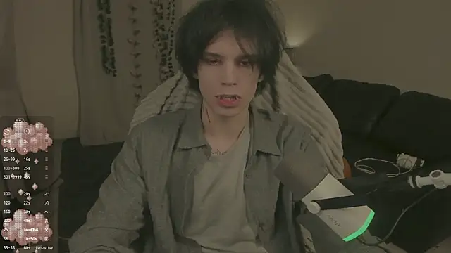 Snapshot of Wampeyes chatting on 10/31/25, 02:18 Wampeyes online show from 10/31/25, 02:18