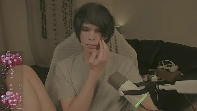 Snapshot of Wampeyes chatting on 11/18/25, 01:11 Wampeyes online show from 11/18/25, 01:11