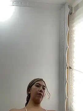 Iris lee online show from 12/27/24, 09:22