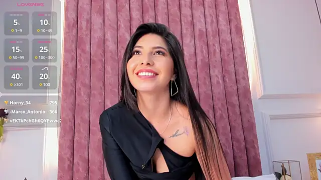 Ashley-White- online show from 03/05/25, 10:33