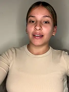 Cora sarah online show from 09/11/25, 12:11