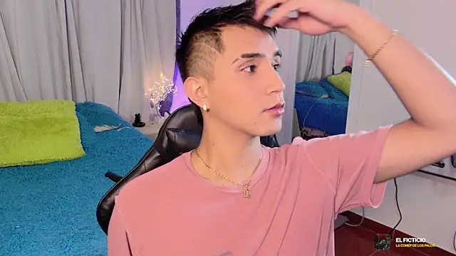 Chris Maddox online show from 12/01/25, 10:48