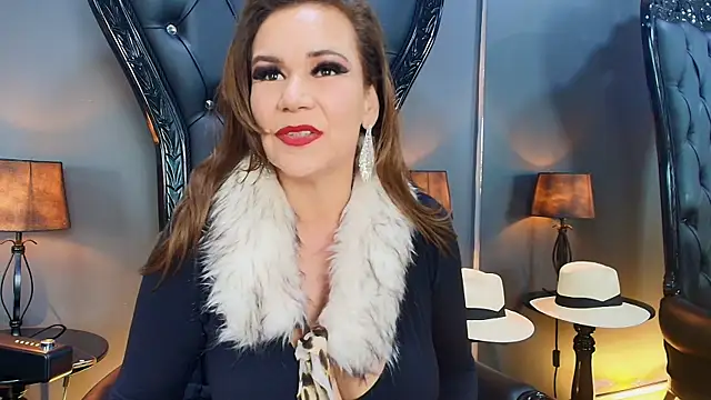 MelaniaKnauss online show from 03/18/25, 11:09