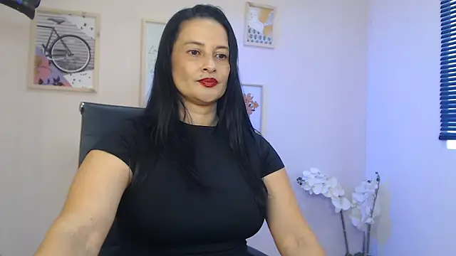 lucy diiaz online show from 01/10/25, 10:15
