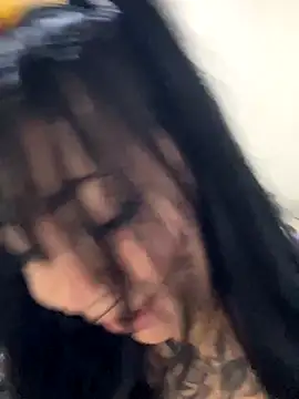 Snapshot of eva_sexx69 chatting on 11/27/25, 12:18 eva sexx69 online show from 11/27/25, 12:18