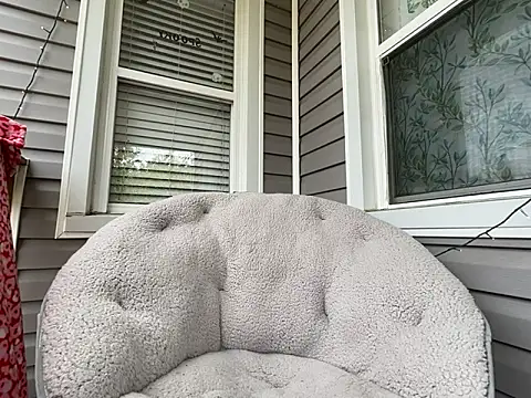 gingerbabe18 online show from 09/16/25, 04:52