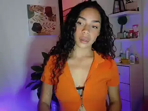 Snapshot of lali2gab chatting on 05/06/26, 11:32 lali2gab online show from 05/06/26, 11:32