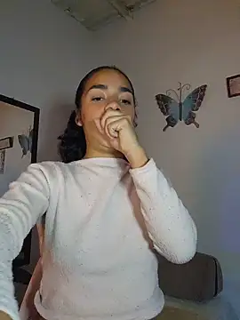 Snapshot of lali2gab chatting on 05/13/26, 02:09 lali2gab online show from 05/13/26, 02:09