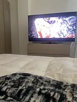 luna 14 online show from 09/29/25, 07:35