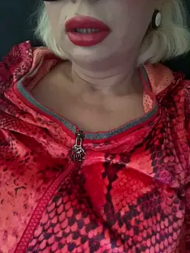 luna 14 online show from 10/03/25, 06:43