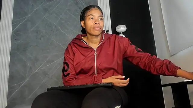 YummyDuooo online show from 12/27/24, 12:12