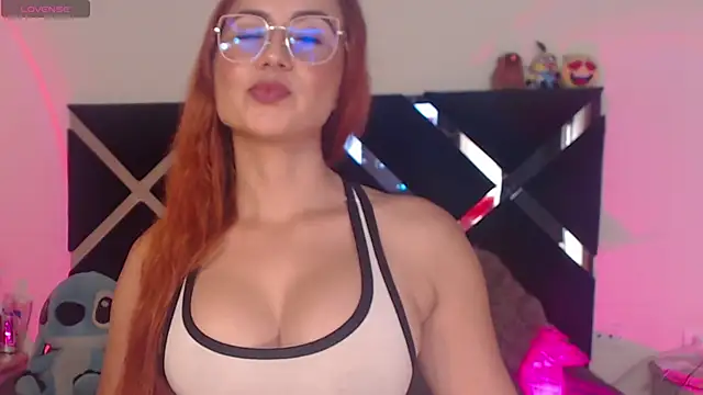 Snapshot of antonhella1 chatting on 10/10/25, 06:18 antonhella1 online show from 10/10/25, 06:18