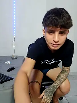 mikecoper 23 online show from 10/18/25, 03:20