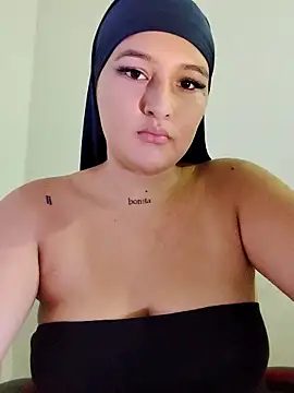 Snapshot of Celeste_camila18 chatting on 09/15/25, 10:32 Celeste camila18 online show from 09/15/25, 10:32