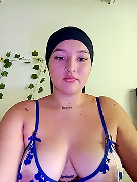 Snapshot of Celeste_camila18 chatting on 09/27/25, 02:22 Celeste camila18 online show from 09/27/25, 02:22