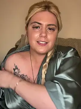 Blondiee3088 online show from 02/25/25, 11:44