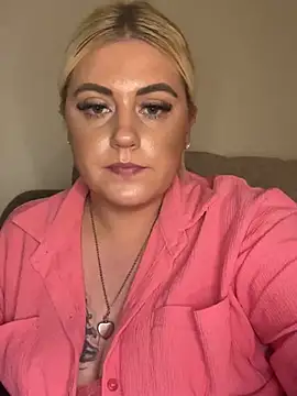 Blondiee3088 online show from 03/04/25, 09:22