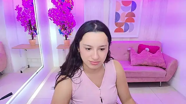 Snapshot of Miia_bela chatting on 10/18/25, 07:42 Miia bela online show from 10/18/25, 07:42